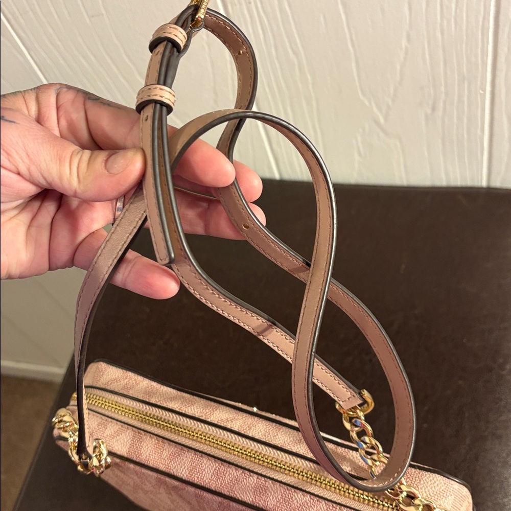 NWOT Michael Kors Jetset Camera Crossbody - Picture 7 of 10